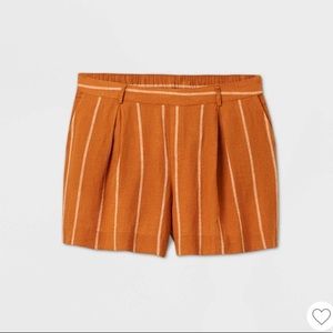 Linen pleated Ava and Viv shorts